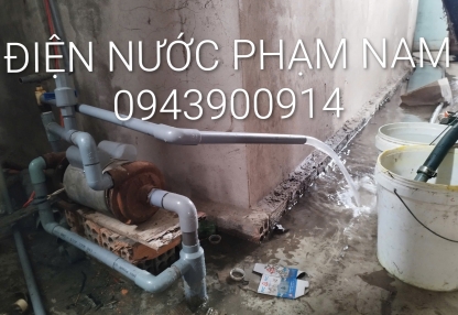 Thợ sửa giếng khoan bị tụt nước mồi không bơm nước lên được LH 0943900914