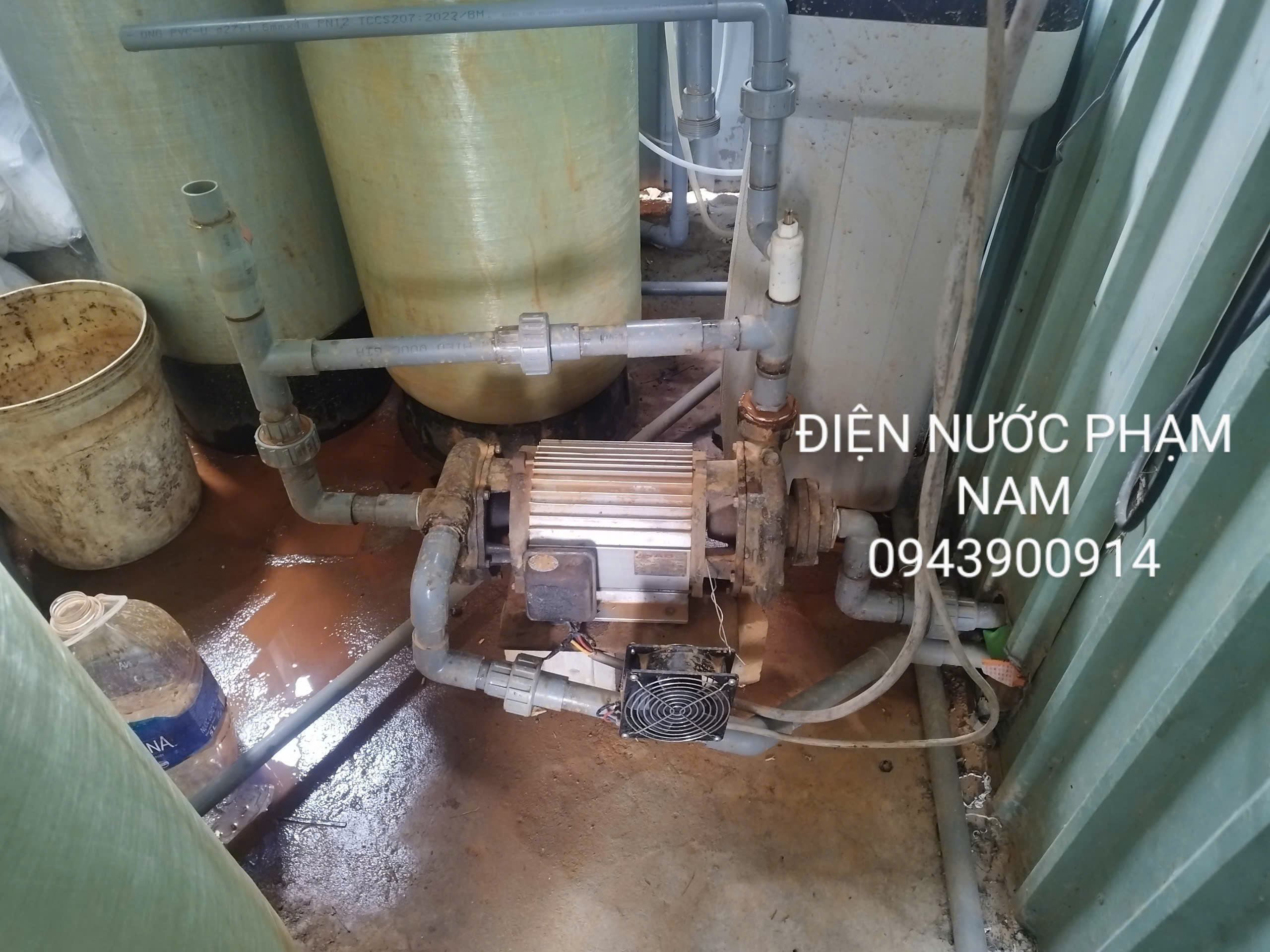 Thợ sửa chữa giếng khoan LH 0943900914