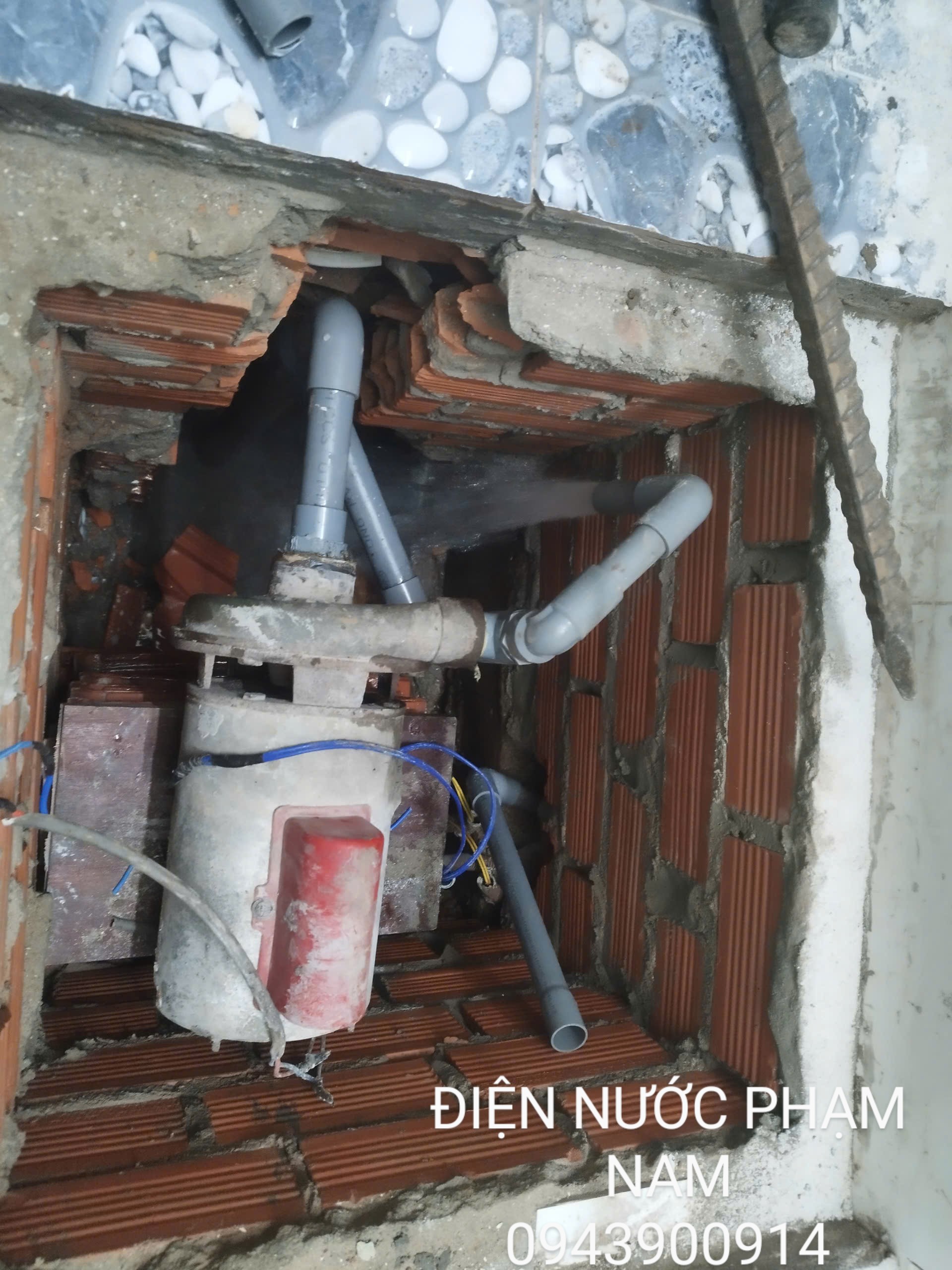 Thợ sửa giếng khoan máy bơm rung mạnh, phát tiếng lạ LH 0943900914